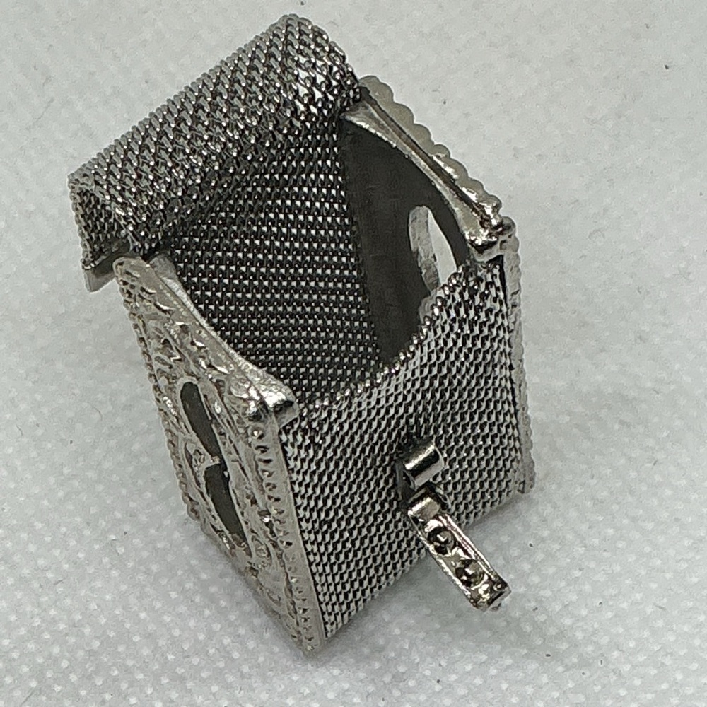 Vintage Vinaigrette Mesh Silver Tone Scent/Pill Box - Picture 4 of 9